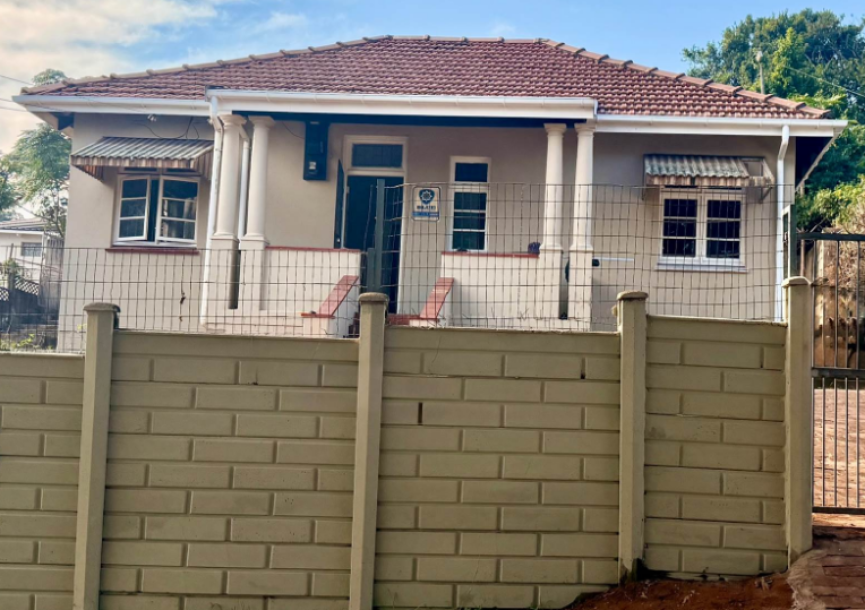 3 Bedroom House in Grosvenor, Durban-2