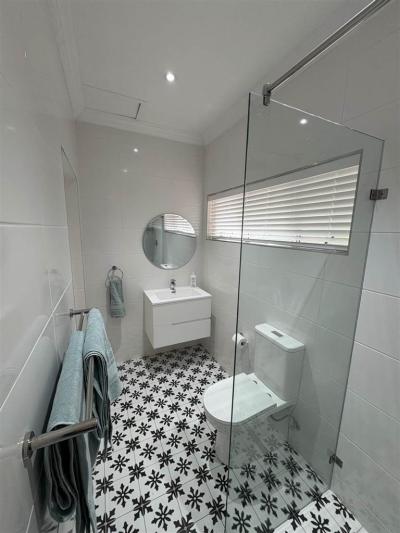 1 Bed Garden Cottage in Constantia Hill Estate-0