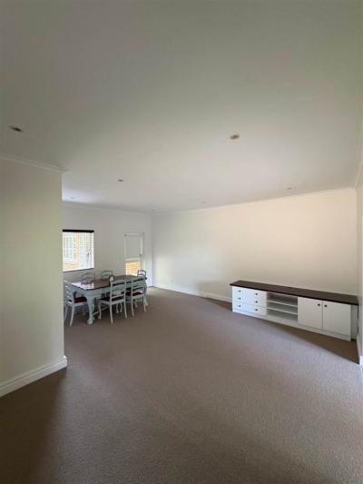 1 Bed Garden Cottage in Constantia Hill Estate-8