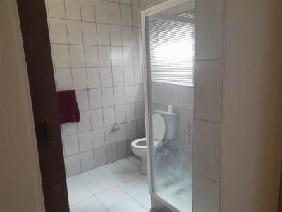 2 Bedroom Garden Cottage in Greenside East-13