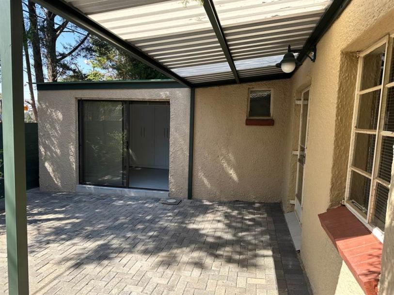 1 Bedroom Flat in Waverley-5