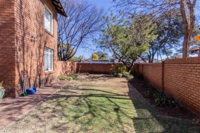 2 Bedroom Townhouse in Wierda Park-17