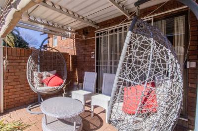 2 Bedroom Townhouse in Wierda Park-18