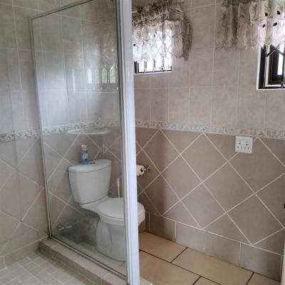 Studio apartment in Leeuwfontein-5