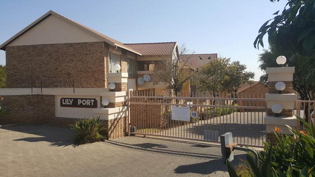 2 Bedroom Duplex in Celtisdal-1
