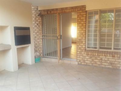 2 Bedroom Duplex in Celtisdal-10
