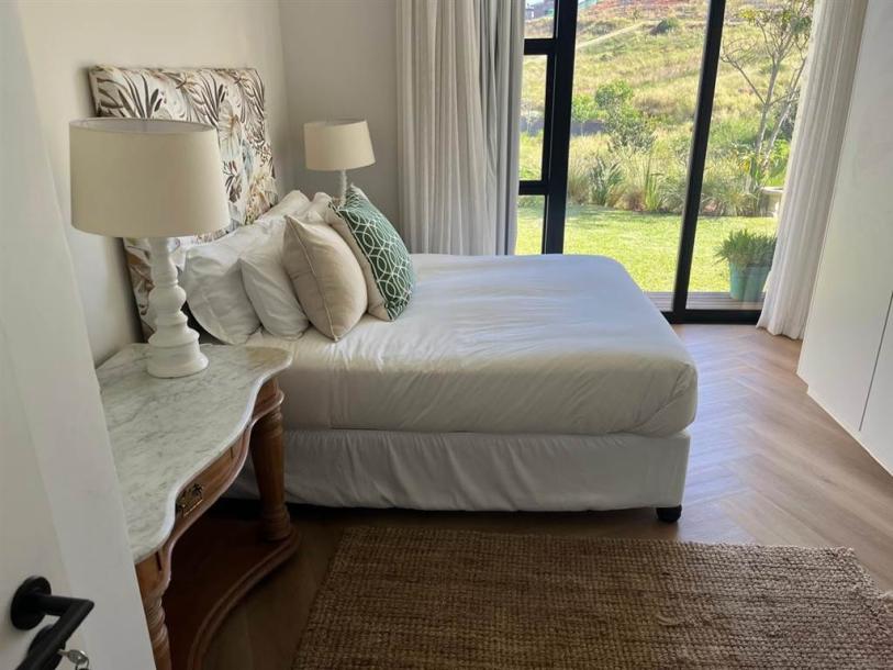 4 Bedroom House in Sheffield Beach-6