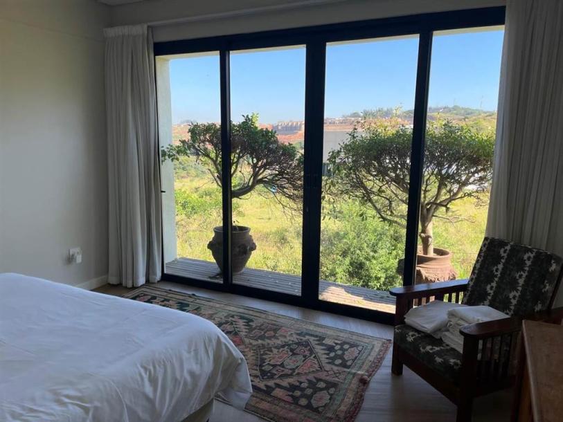 4 Bedroom House in Sheffield Beach-7