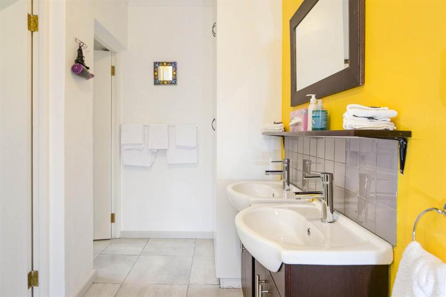 2 Bedroom House in Robertson-2