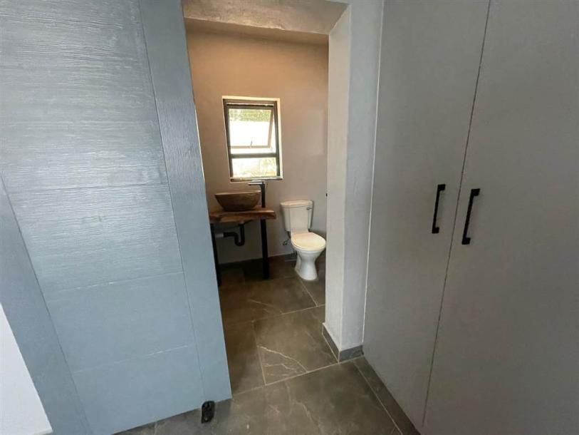 3 Bed Garden Cottage in Randpark-17