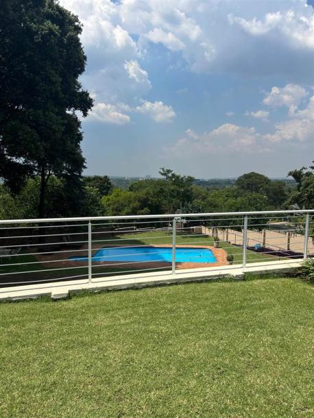 2 Bedroom Apartment in Groenkloof-1