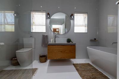 4 Bedroom House in Nahoon-15