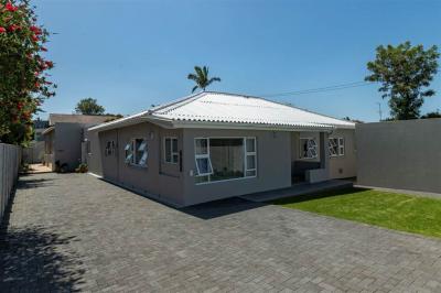 4 Bedroom House in Nahoon-3