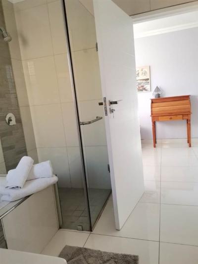 3 Bedroom Duplex in Musgrave