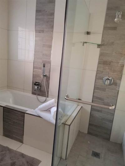 3 Bedroom Duplex in Musgrave