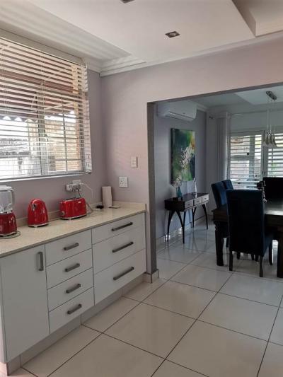 3 Bedroom Duplex in Musgrave