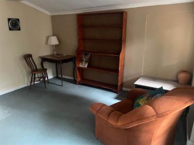 1 Bed Garden Cottage in Johannesburg Central and CBD-7