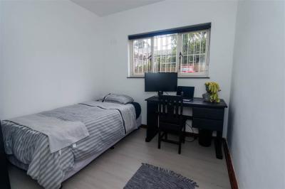 2 Bedroom Apartment in Kenilworth