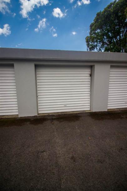 2 Bedroom Apartment in Kenilworth-19