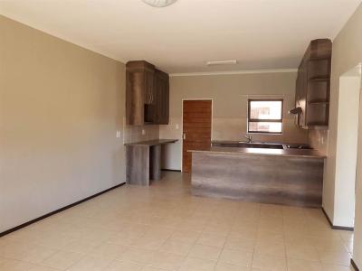 2 Bedroom Simplex in Bergbron-5