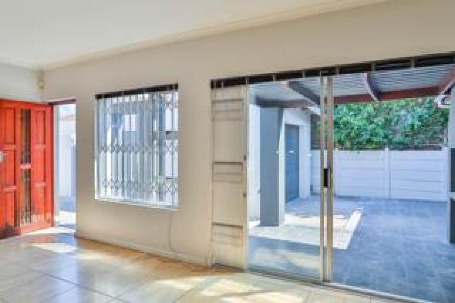 4 Bedroom House for Sale in Kenwyn-13
