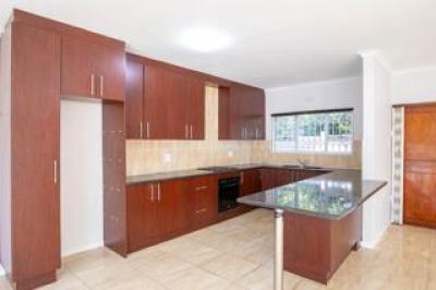 4 Bedroom House for Sale in Kenwyn-7