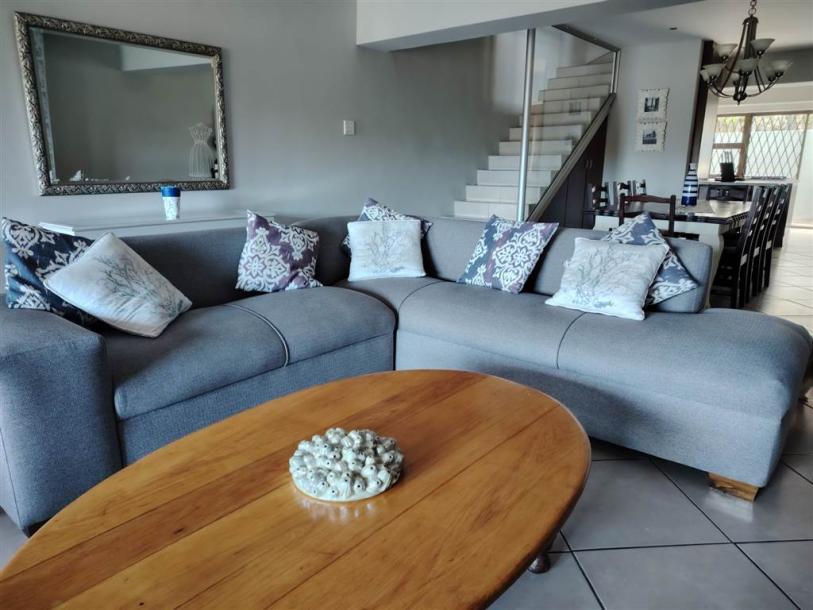 3 Bed Duplex in Humewood-1