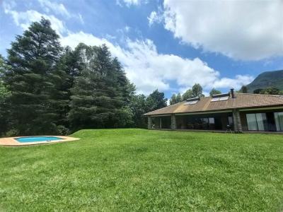5 Bedroom House in Cathkin Park-1