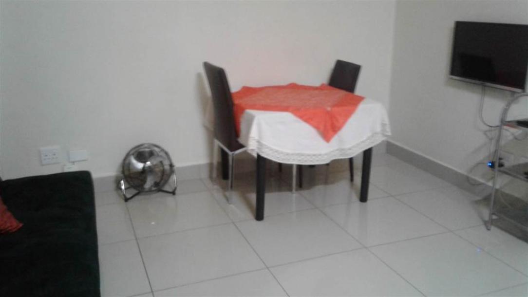 1 Bed Apartment in Umhlanga Ridge-0