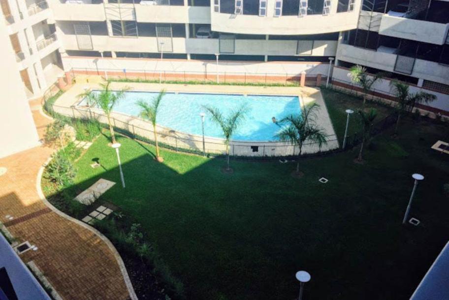 1 Bed Apartment in Umhlanga Ridge-11