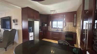 4 Bedroom House in Safari Gardens-12