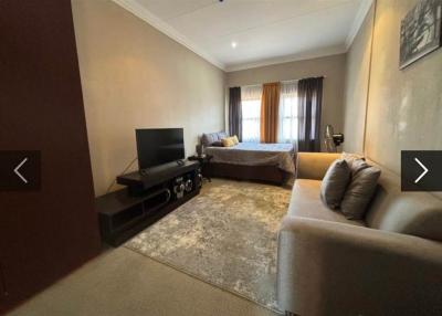 4 Bedroom House in Safari Gardens-4