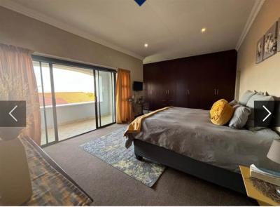 4 Bedroom House in Safari Gardens-5