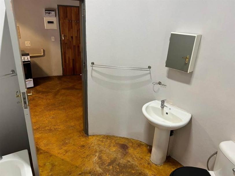 2 Bedroom Apartment in Kameeldrift East-4