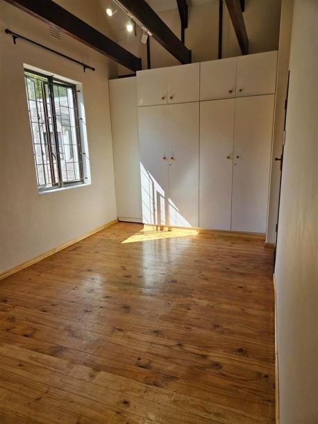 4 Bedroom House in Forest Hills-14