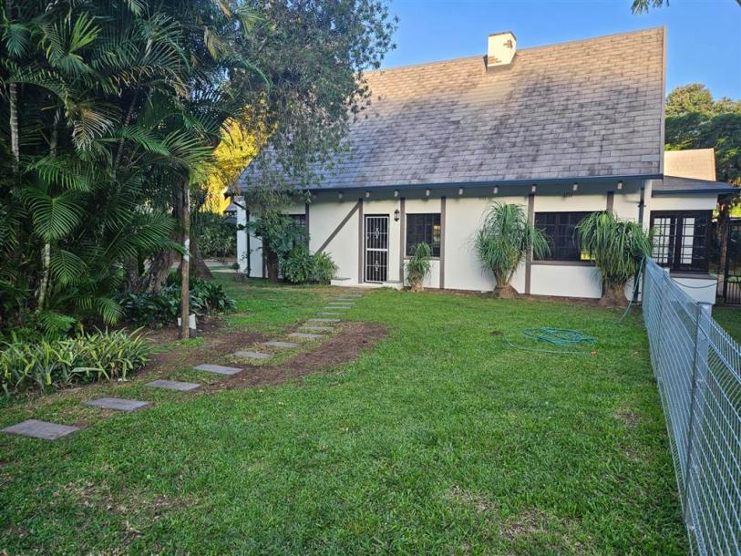 4 Bedroom House in Forest Hills-1