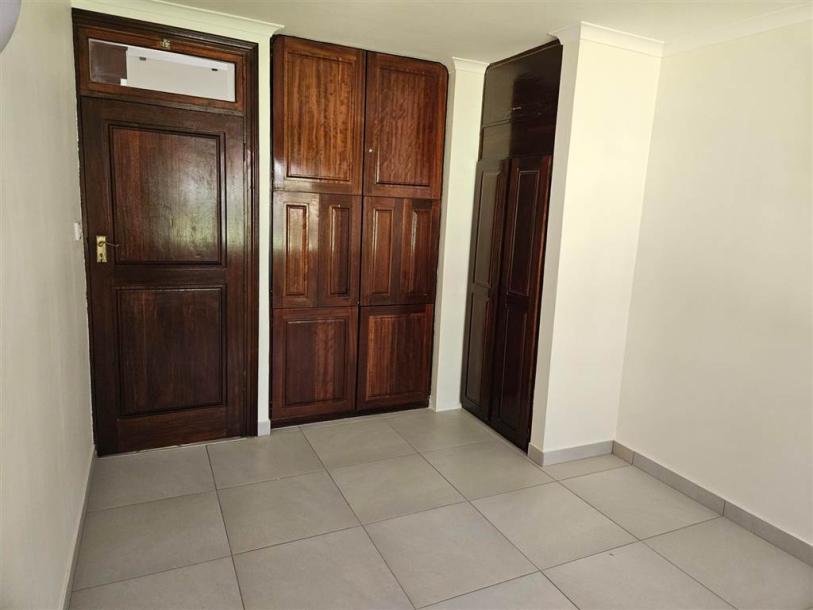 4 Bedroom House in Forest Hills-7