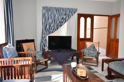 2 Bedroom Cluster in Centurion Golf Estate-3