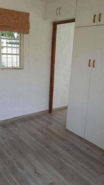 2 Bedroom Garden Cottage in Universitas-8