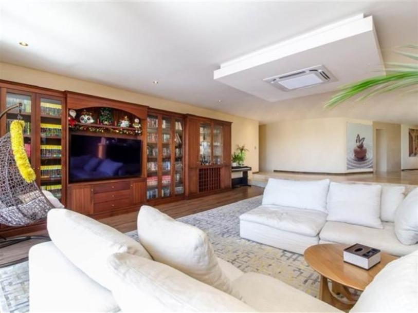 4 Bedroom House in Camps Bay-13