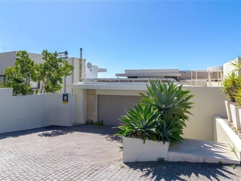 4 Bedroom House in Camps Bay-14