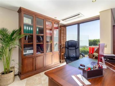 4 Bedroom House in Camps Bay