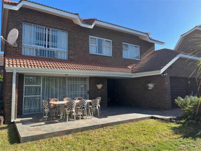 4 Bedroom Duplex in Summerstrand-0