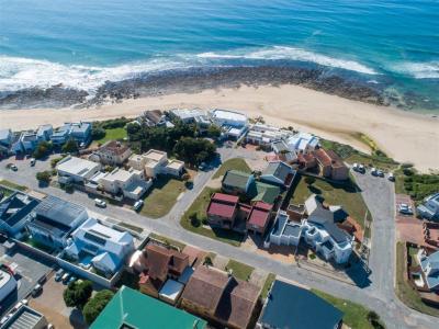 5 Bedroom House in Jeffreys Bay-19