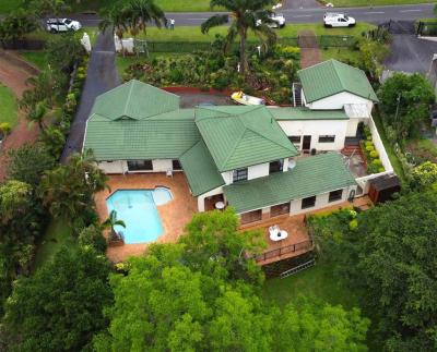 5 Bedroom House in Dawncliffe-19