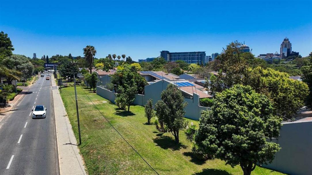 2 Bed Apartment in Sandown-15