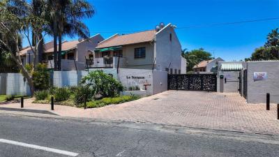 2 Bed Apartment in Sandown-19