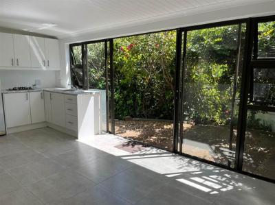 2 Bed Apartment in Fish Hoek-2
