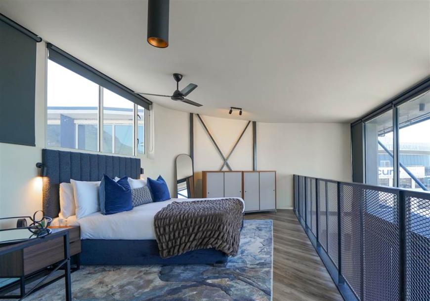 1 Bed Apartment in Foreshore-0