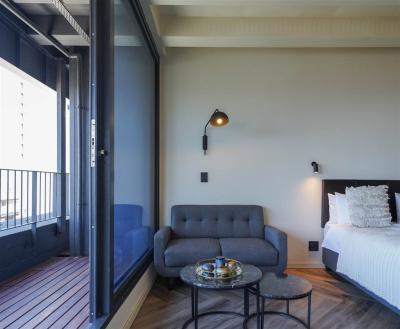 1 Bed Apartment in Foreshore-3